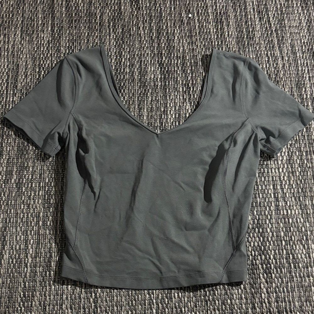 Lululemon Align Tee Shirt Nulu Lightweight Buttery Soft Graphite Grey Size 6